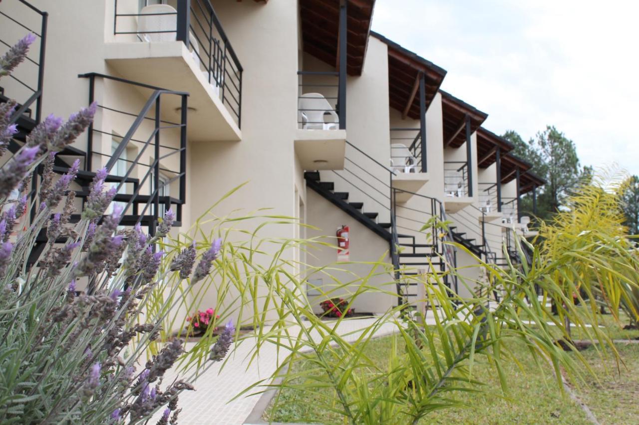 Brisas del Lago Apartamentos Colón Exterior foto
